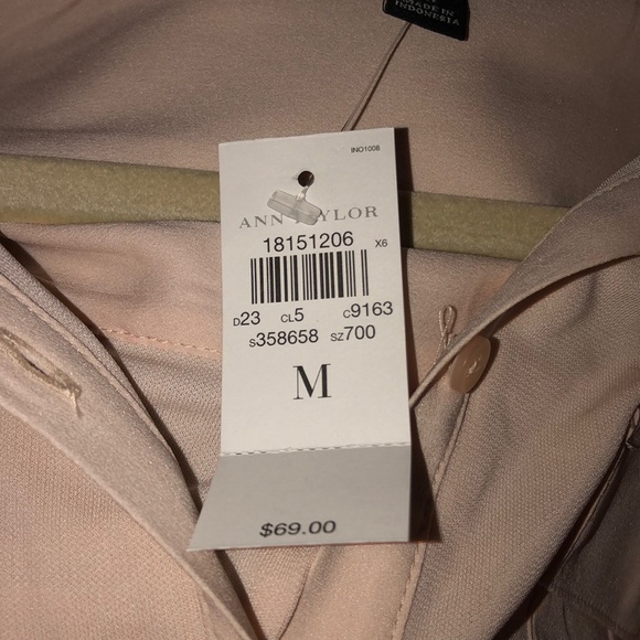 NWT Ann Taylor Blouse - Picture 4 of 4